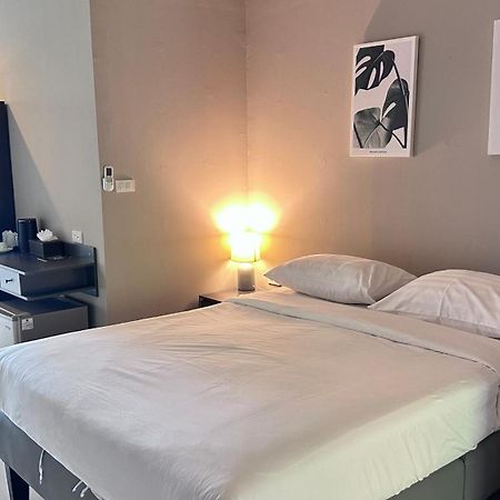 Green Residence Hotel Bang Rak Beach  Extérieur photo