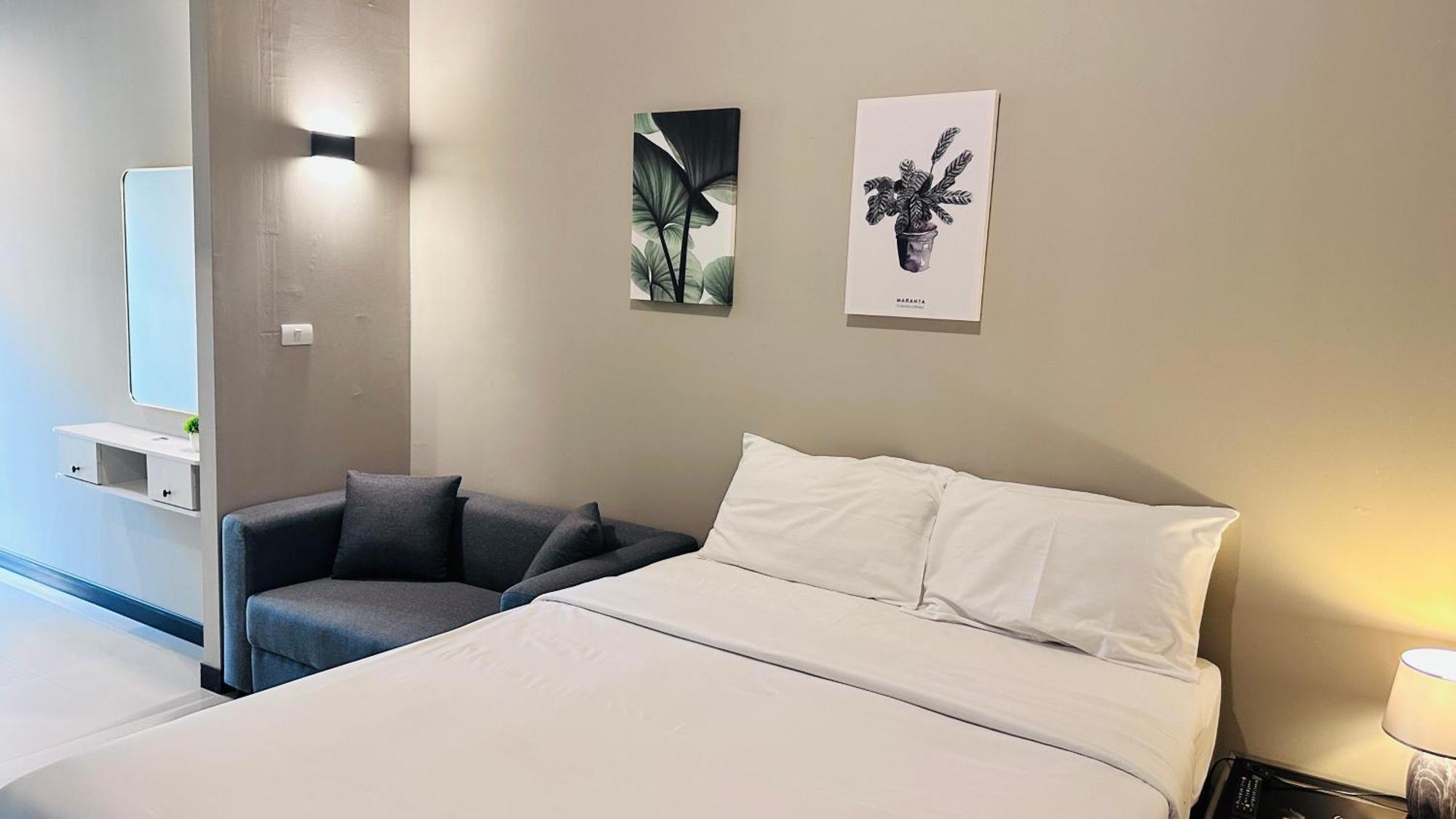 Green Residence Hotel Bang Rak Beach  Extérieur photo