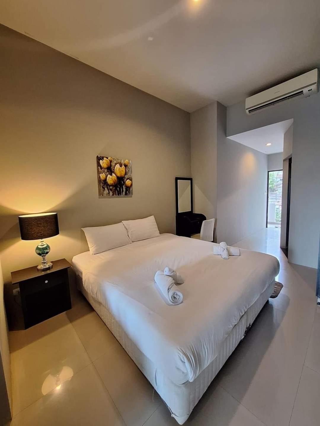 Green Residence Hotel Bang Rak Beach  Extérieur photo