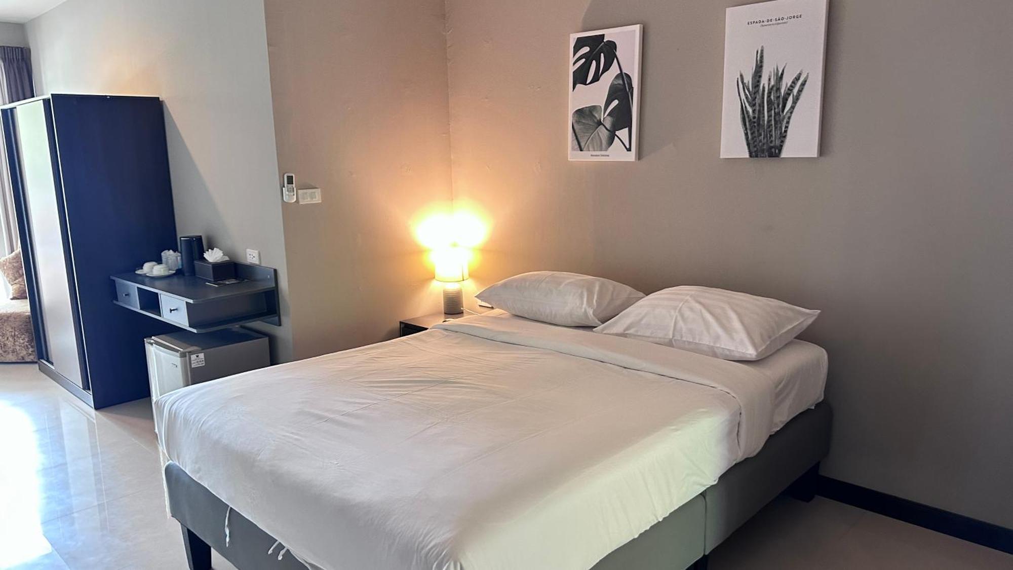 Green Residence Hotel Bang Rak Beach  Extérieur photo