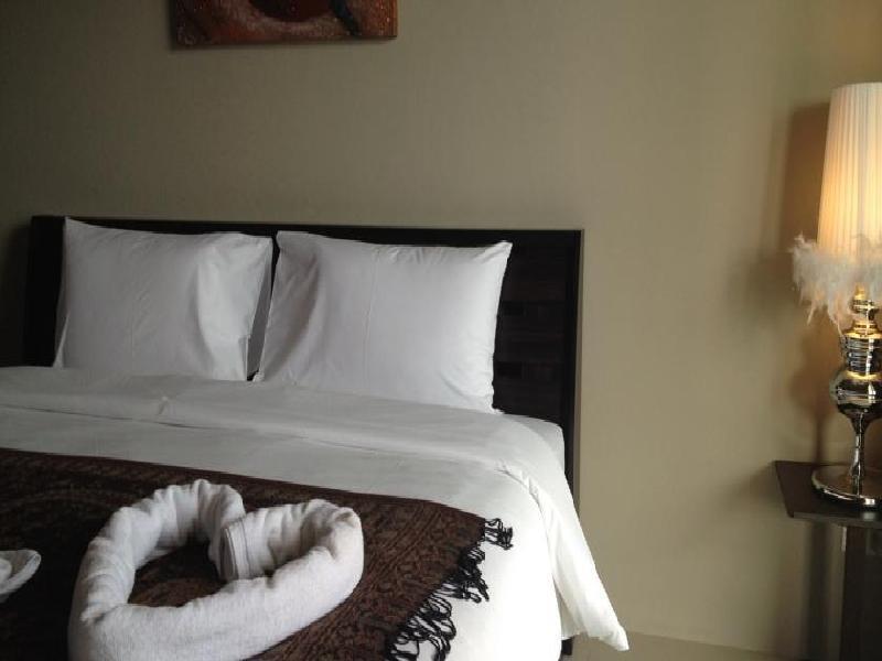 Green Residence Hotel Bang Rak Beach  Extérieur photo