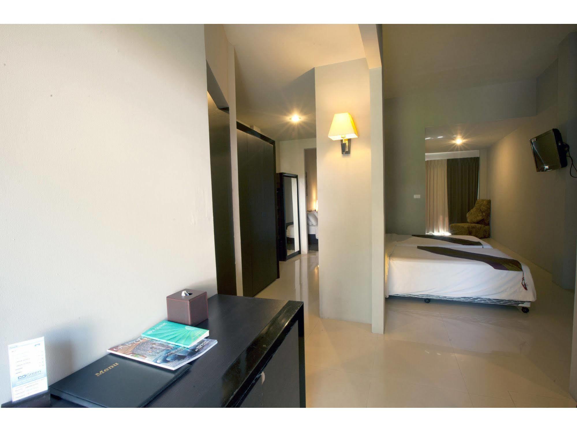 Green Residence Hotel Bang Rak Beach  Extérieur photo