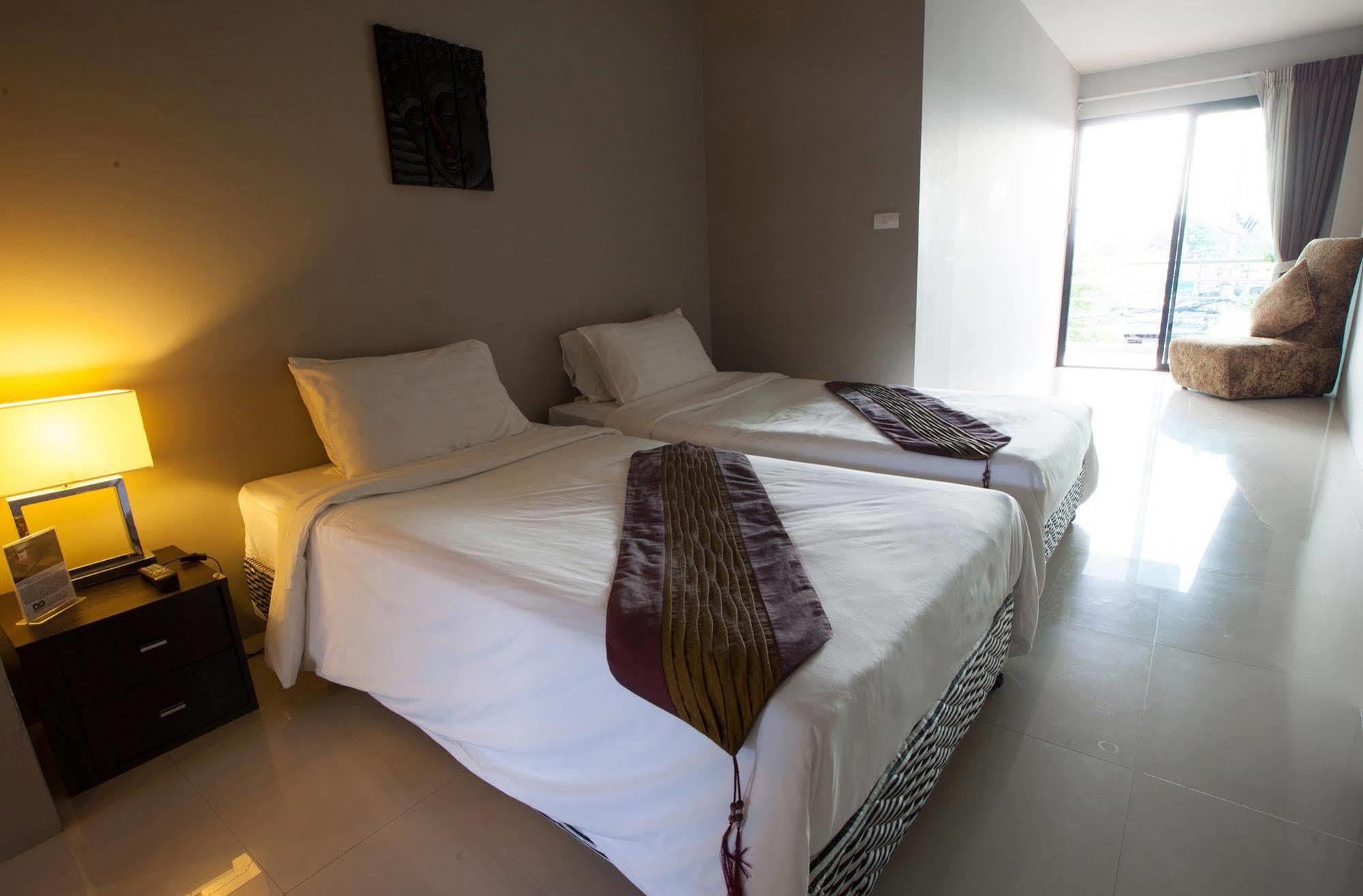 Green Residence Hotel Bang Rak Beach  Extérieur photo